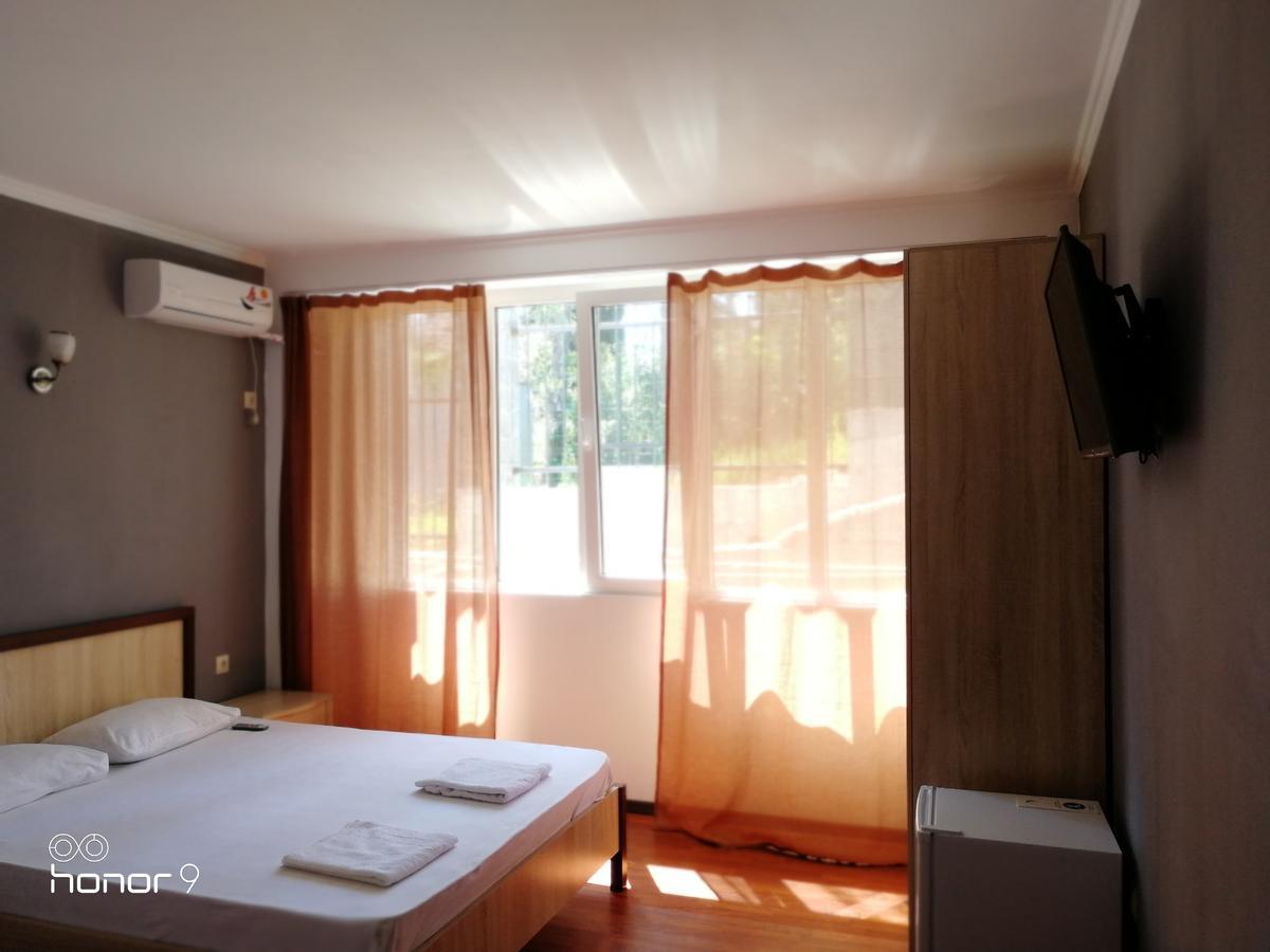 Mira Hotel New Athos Kültér fotó
